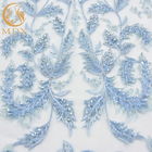 Tissu bleu-clair africain de dentelle de la broderie 3D fait main pour des robes habillées