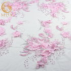 Floraux de 53 pouces brodés lacent la dentelle rose faite main de fleur de polyester de 20%