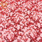 La broderie a perlé la largeur faite main de fleur de la dentelle 20% du scintillement rouge 135cm de polyester