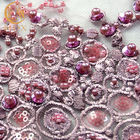 Le tissu fuchsia de dentelle d'ODM a brodé le nylon de 80% avec la décoration de scintillement