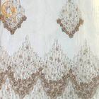 Tissu brodé pailleté perlé fait main de dentelle de robe d'occasions spéciales